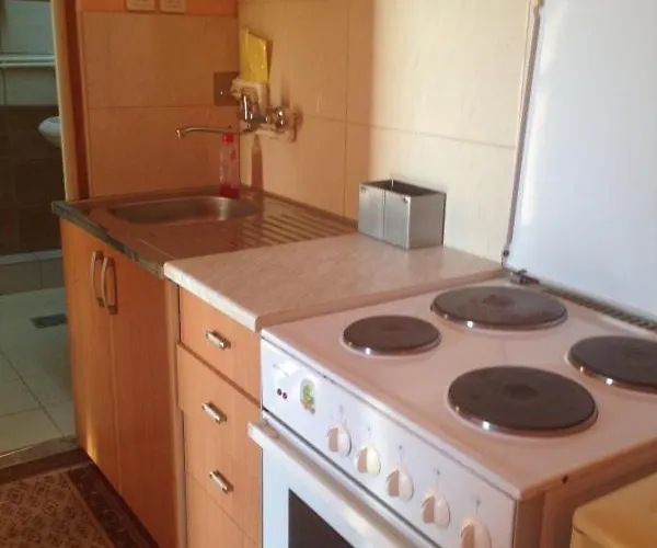 Prenociste Ruza * Kragujevac